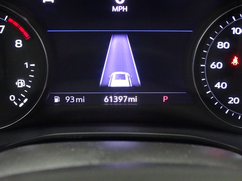 Vehicle image 40 of 44