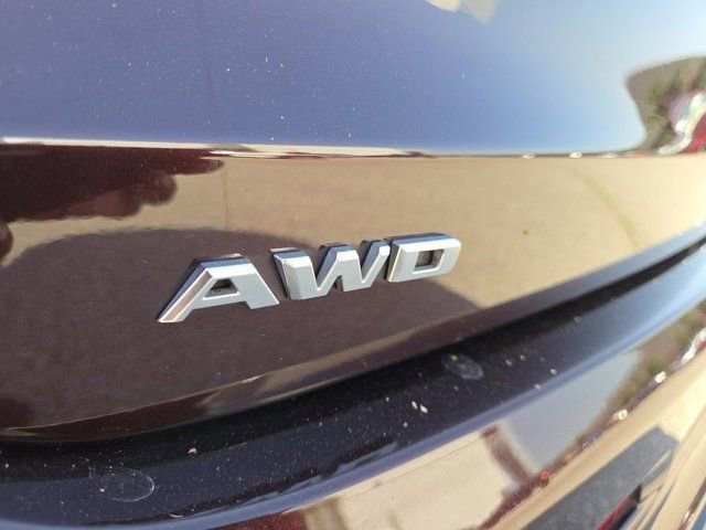 Vehicle image 27 of 34