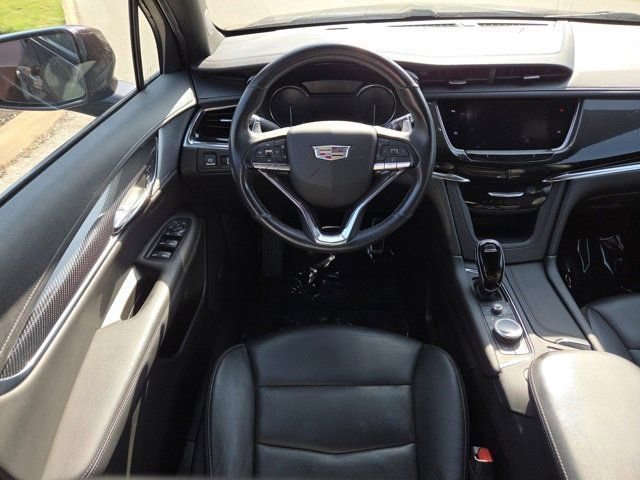 Vehicle image 14 of 34