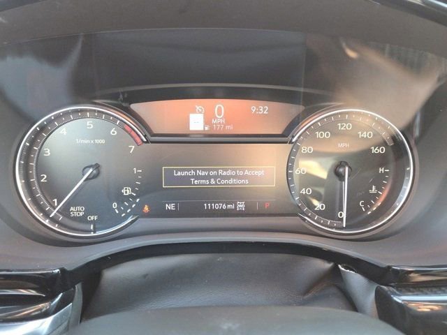 Vehicle image 15 of 34