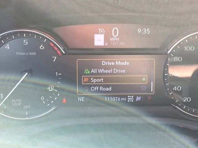 Vehicle image 16 of 34
