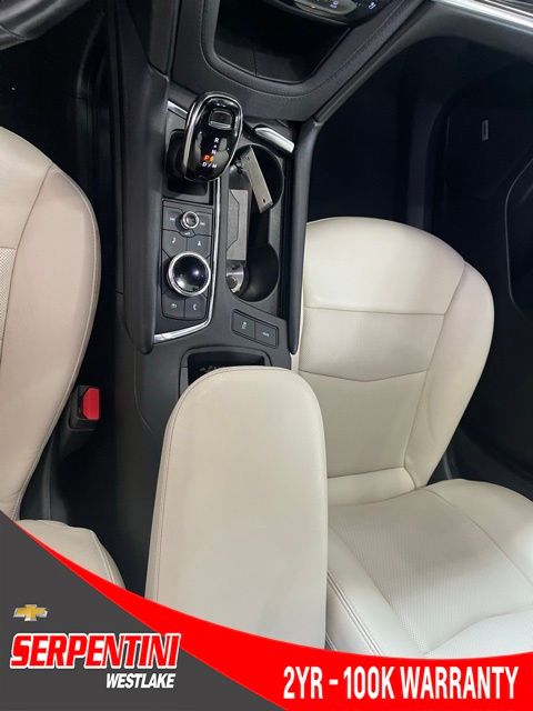 Vehicle image 36 of 62