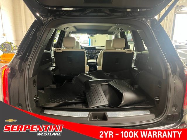 Vehicle image 40 of 62