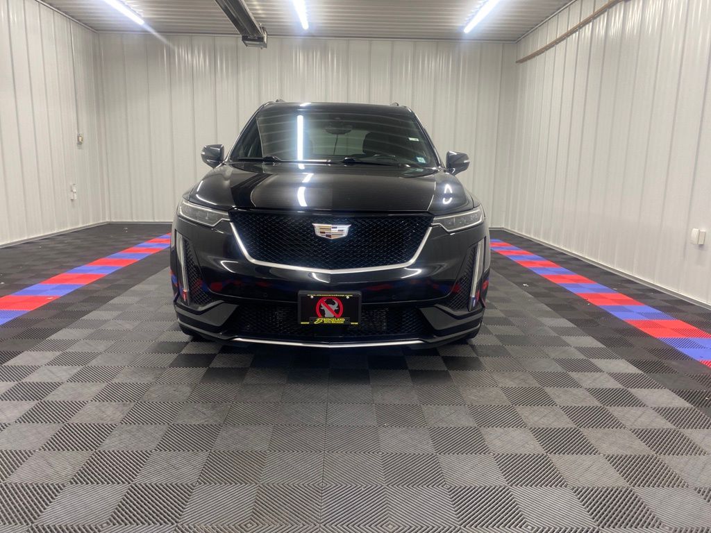 Vehicle image 2 of 21