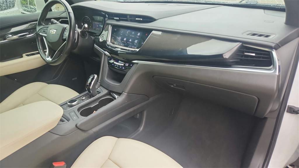 Vehicle image 31 of 41