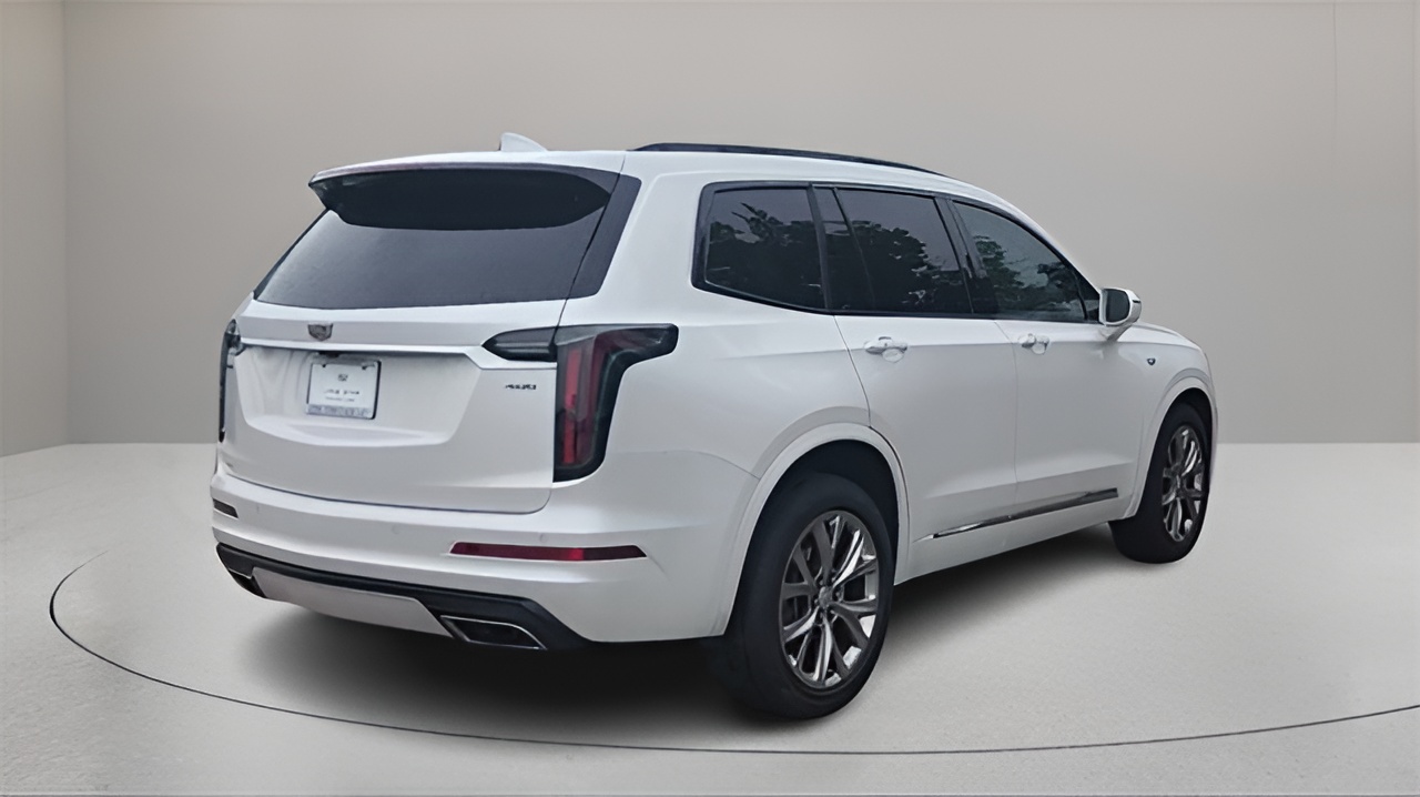 Vehicle image 38 of 41