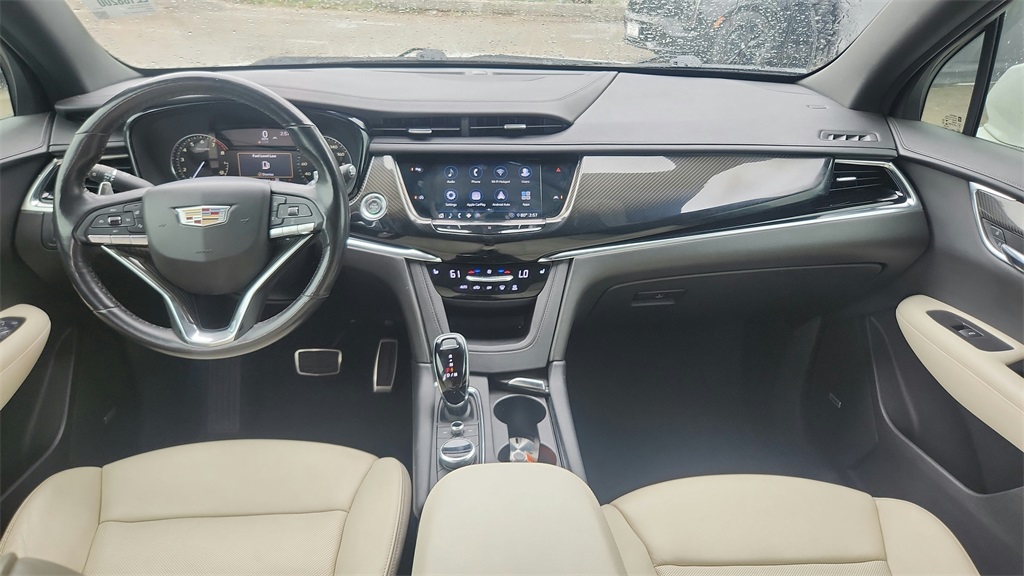 Vehicle image 27 of 41