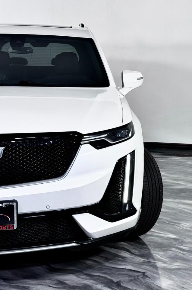 2020 Cadillac XT6 Sport Image 3 of 51