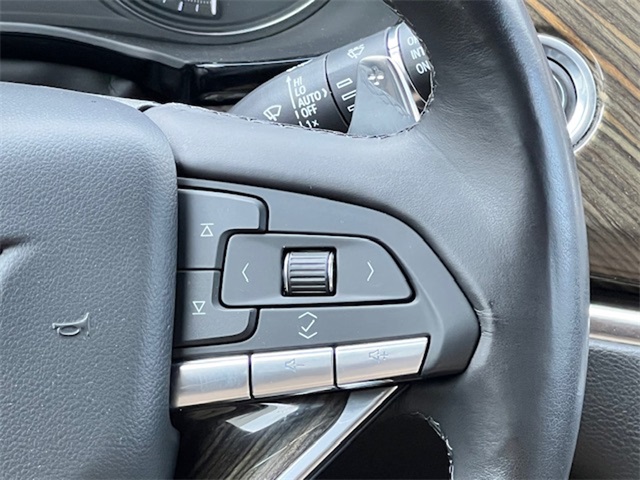 Vehicle image 30 of 40