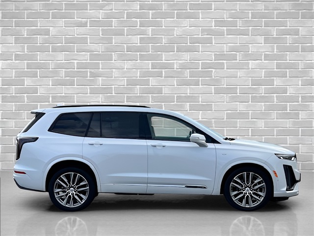 Vehicle image 5 of 40