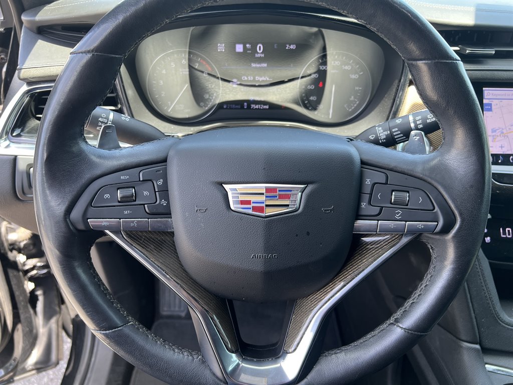 Vehicle image 18 of 32