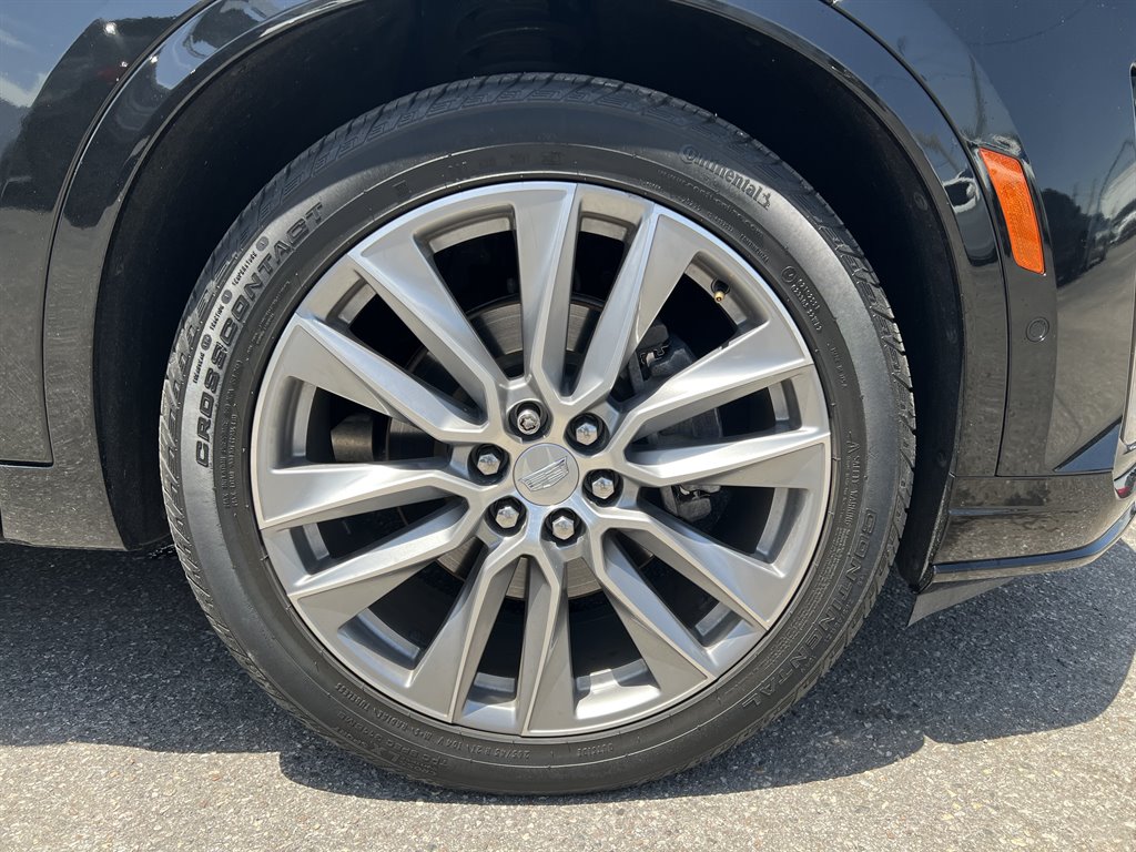 Vehicle image 31 of 32