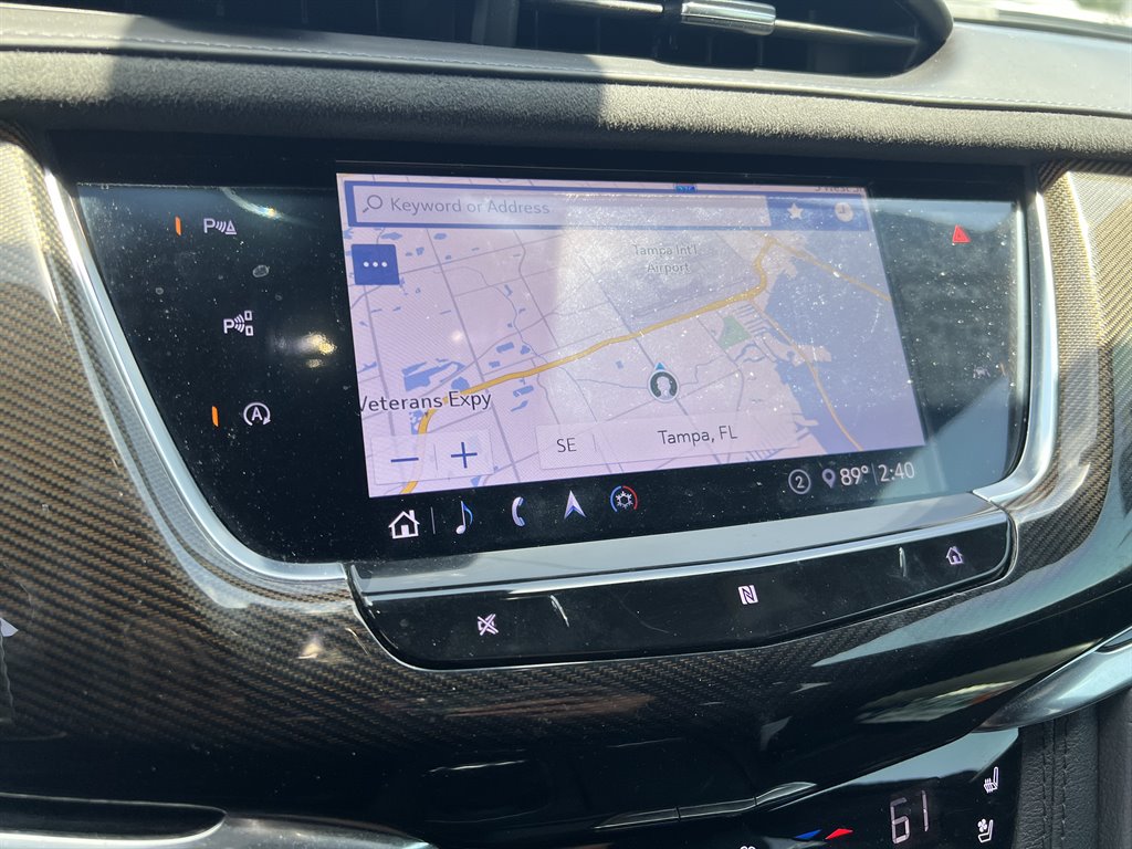 Vehicle image 19 of 32