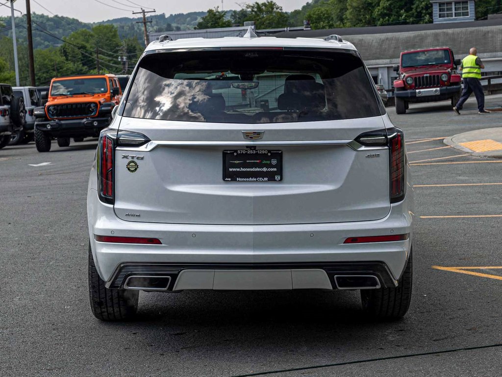 Vehicle image 5 of 50