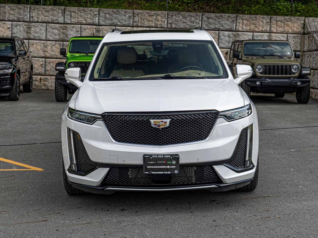 Vehicle image 2 of 50