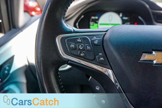 Vehicle image 31 of 35