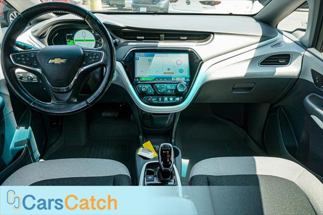 Vehicle image 20 of 35