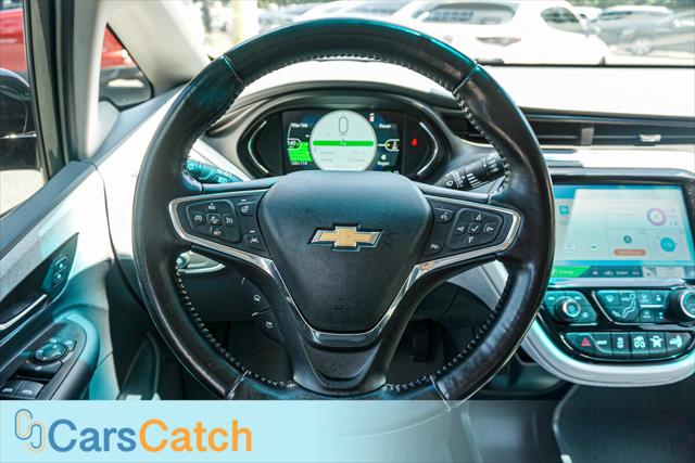 Vehicle image 22 of 35