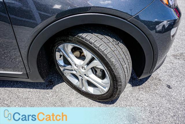 Vehicle image 16 of 35