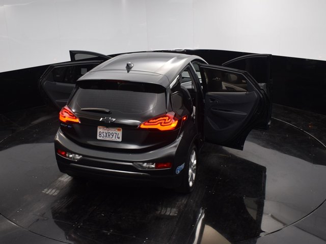 2020 Chevrolet Bolt EV LT Image 18 of 40