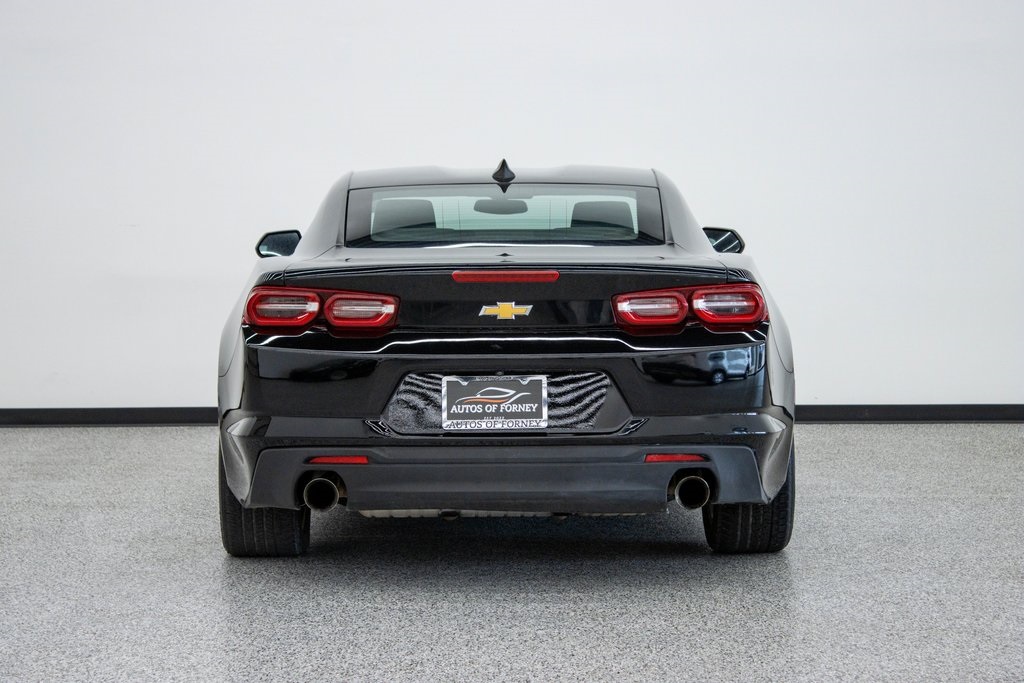 2020 Chevrolet Camaro 1LT Image 7 of 33