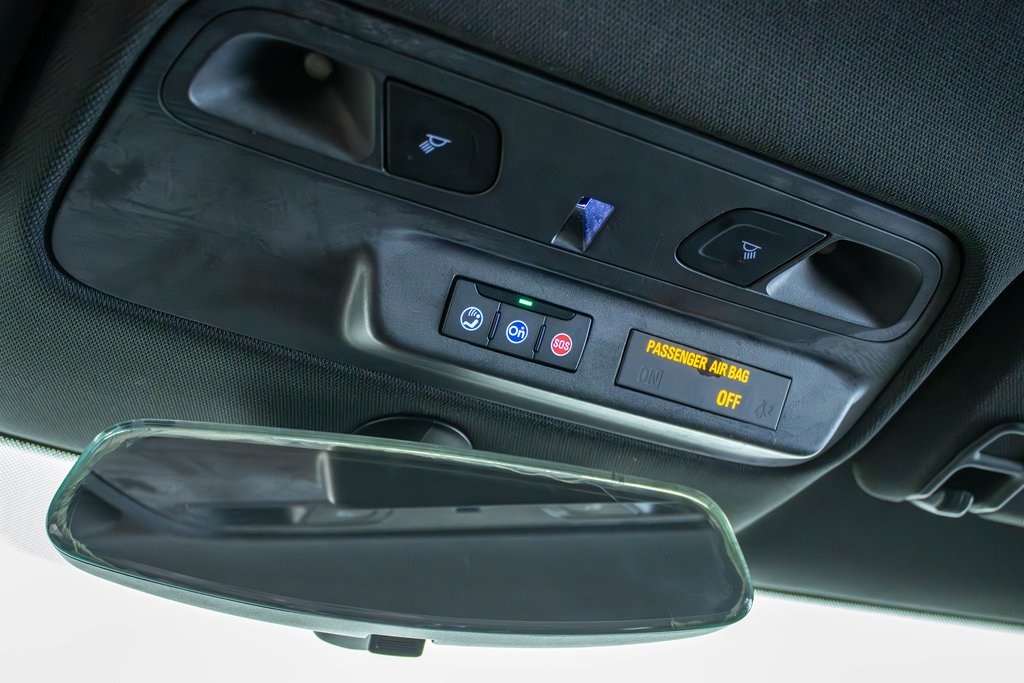 2020 Chevrolet Camaro 1LT Image 32 of 33