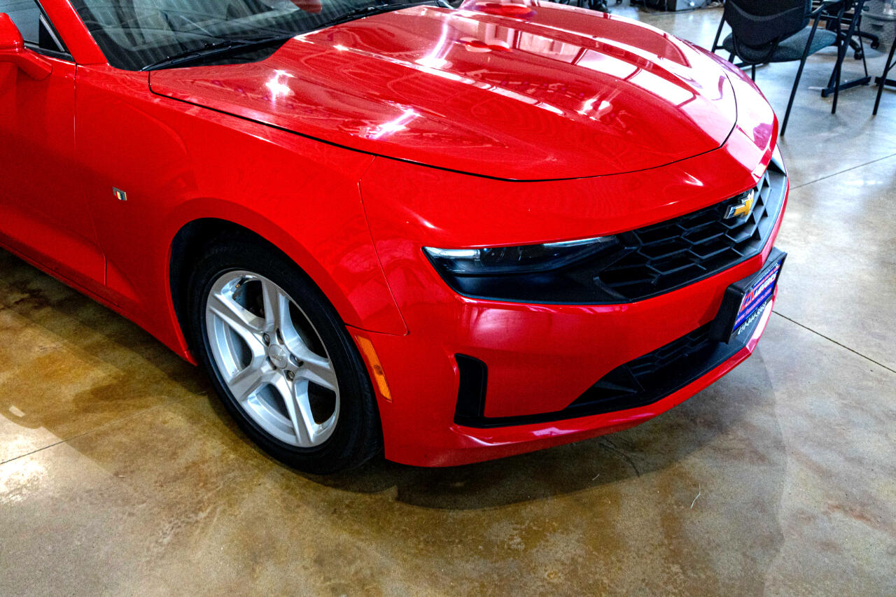 2020 Chevrolet Camaro 1LT Image 4 of 19