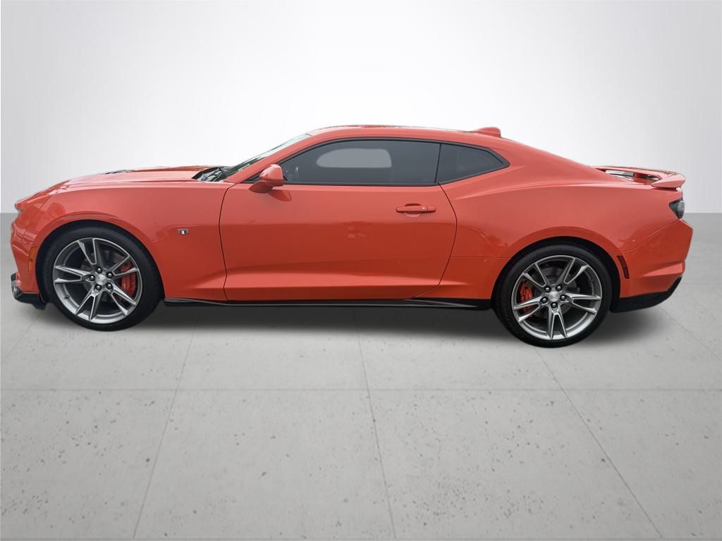 Vehicle image 9 of 25