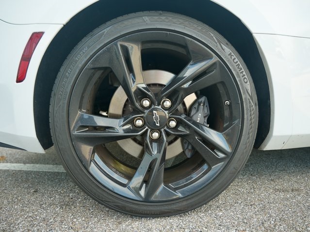 Vehicle image 31 of 34
