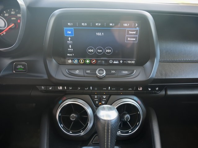 Vehicle image 16 of 34