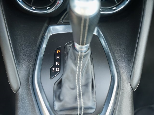 Vehicle image 19 of 34