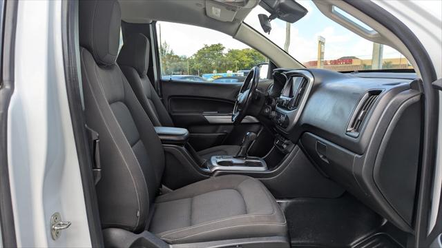 Vehicle image 18 of 31