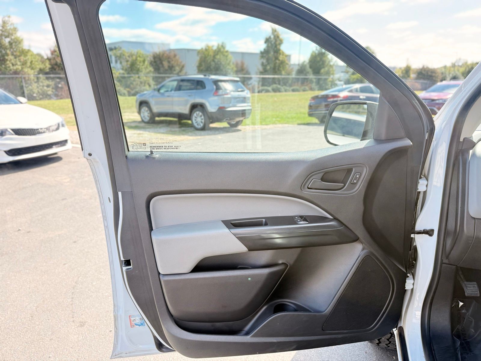 2020 Chevrolet Colorado Work Truck Image 21 of 36