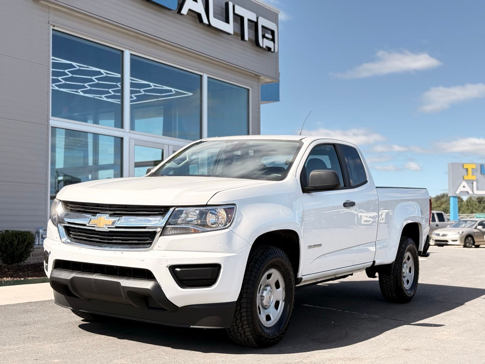 2020 Chevrolet Colorado Work Truck Image 1 of 36