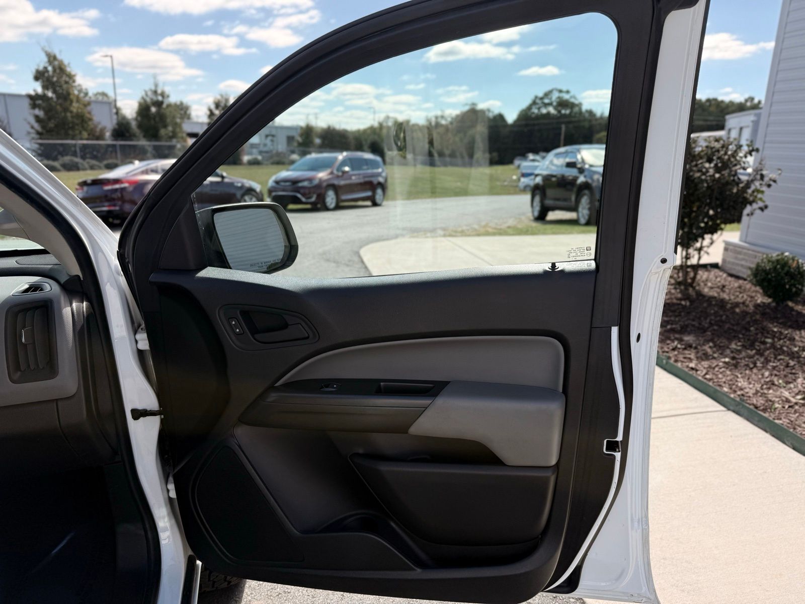 2020 Chevrolet Colorado Work Truck Image 34 of 36