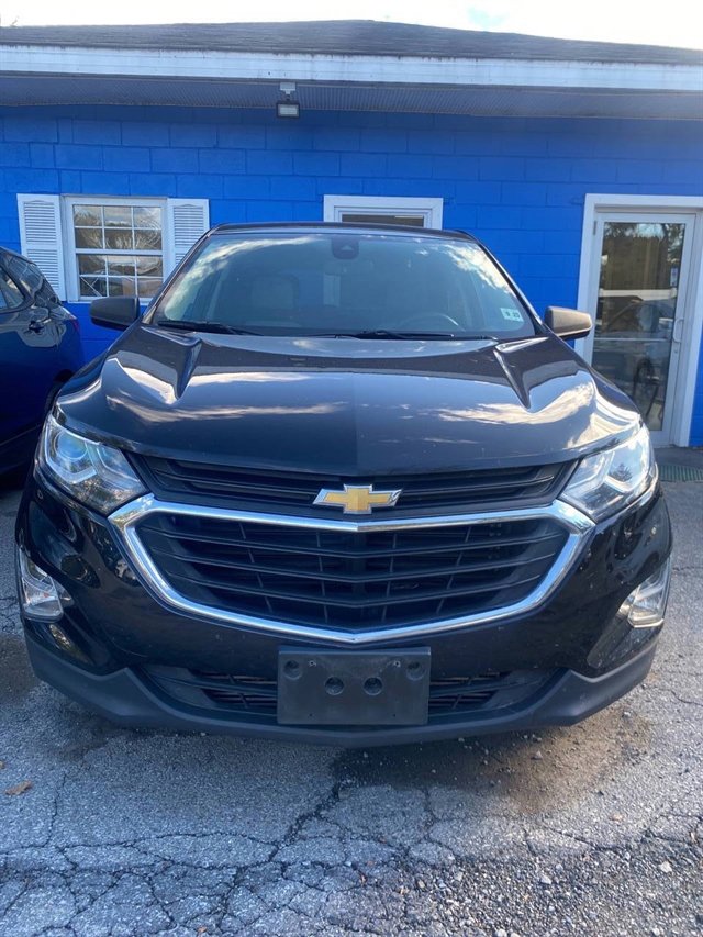 2020 Chevrolet Equinox LS Image 2 of 2