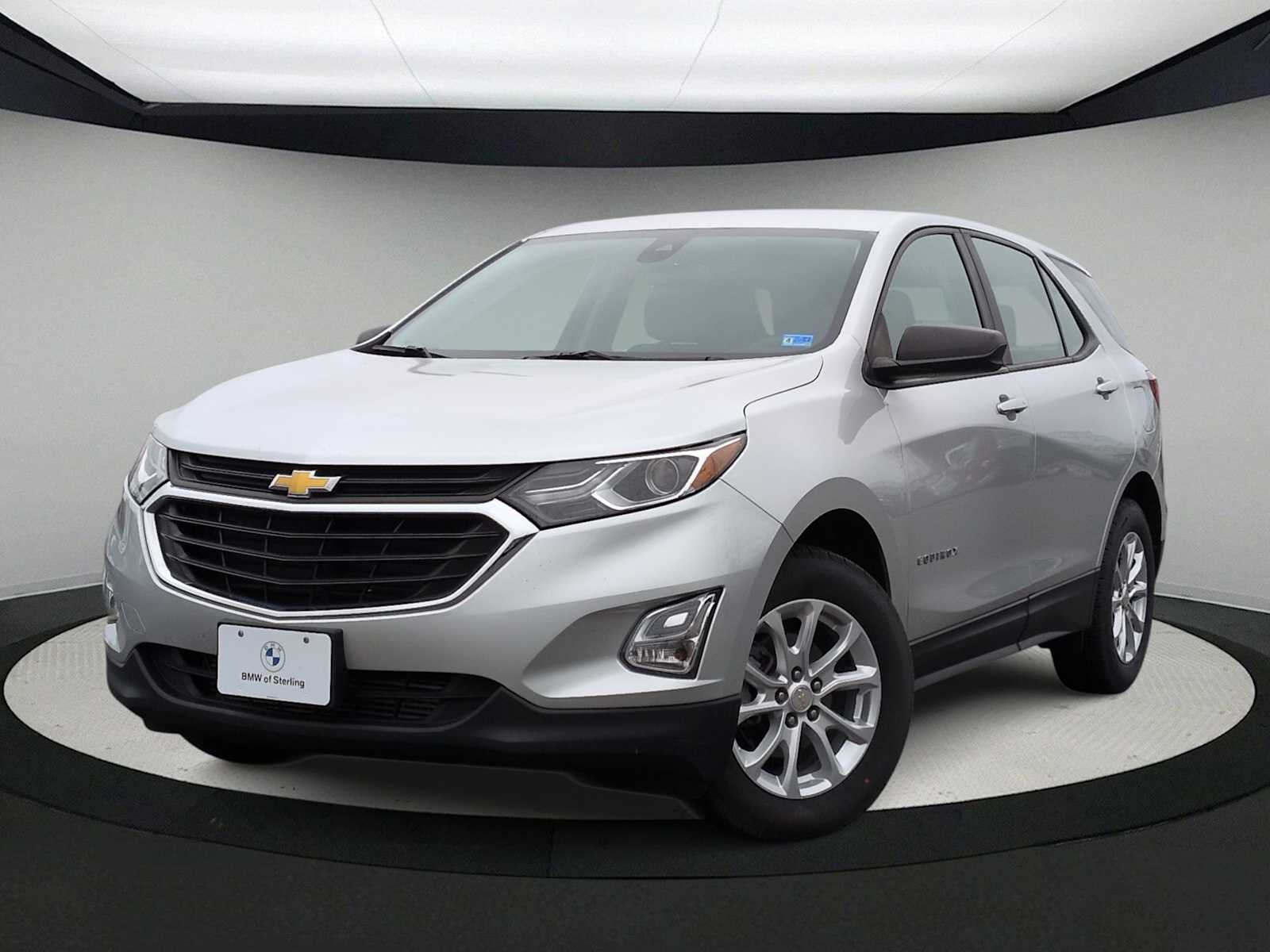 2020 Chevrolet Equinox LS Image 1 of 35
