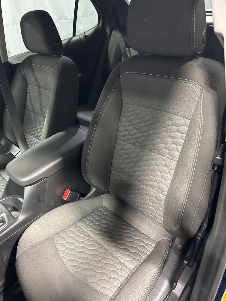 2020 Chevrolet Equinox LT Image 11 of 22