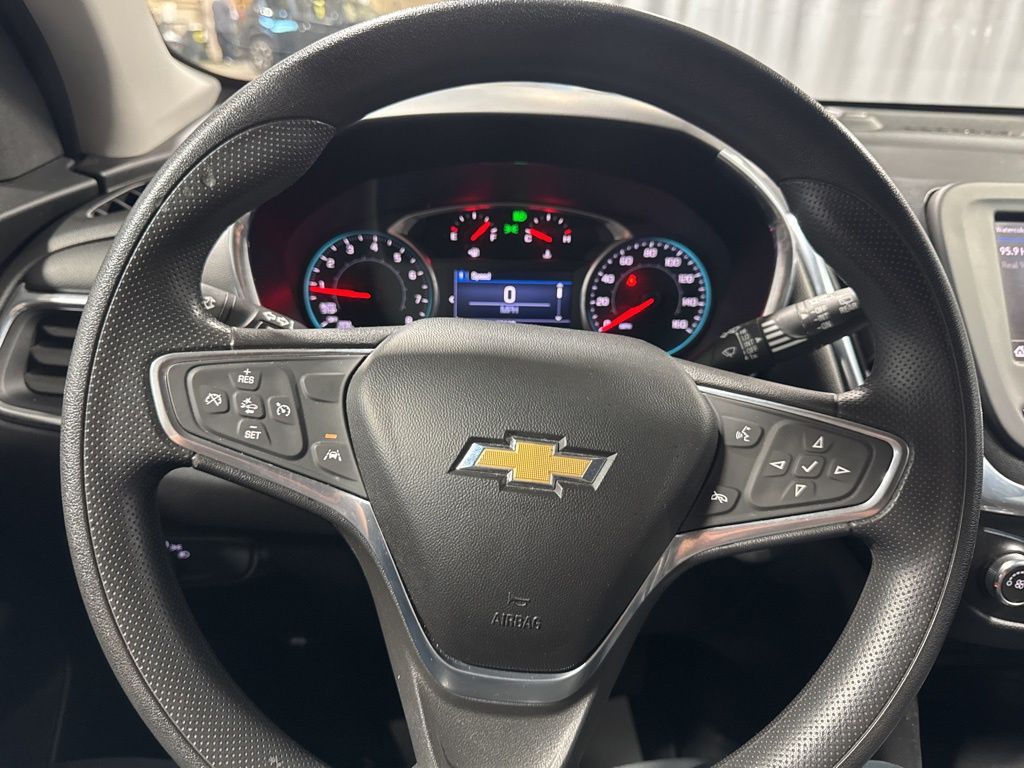 2020 Chevrolet Equinox LT Image 13 of 22
