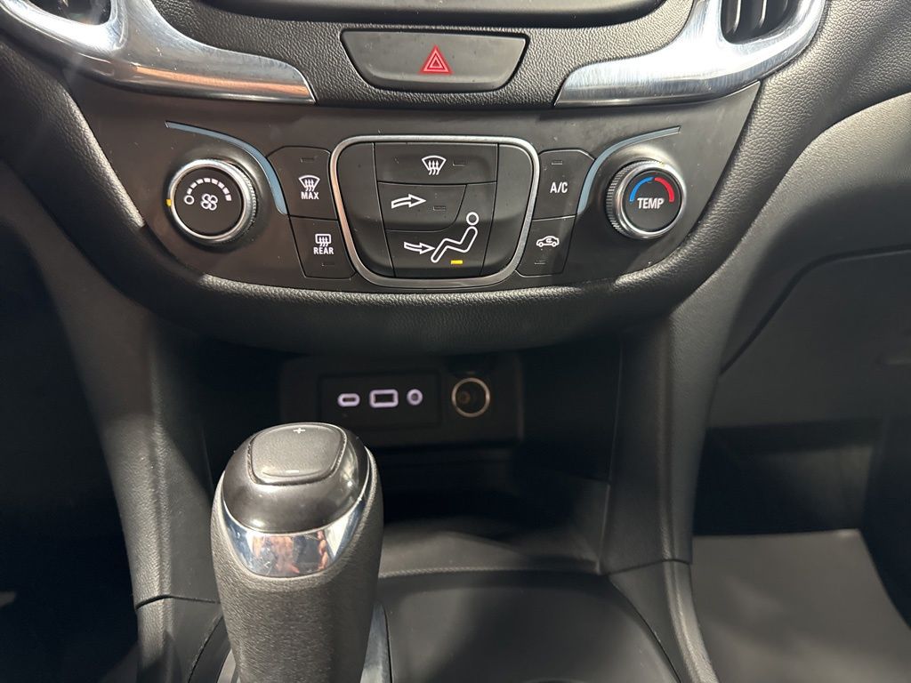2020 Chevrolet Equinox LT Image 19 of 22