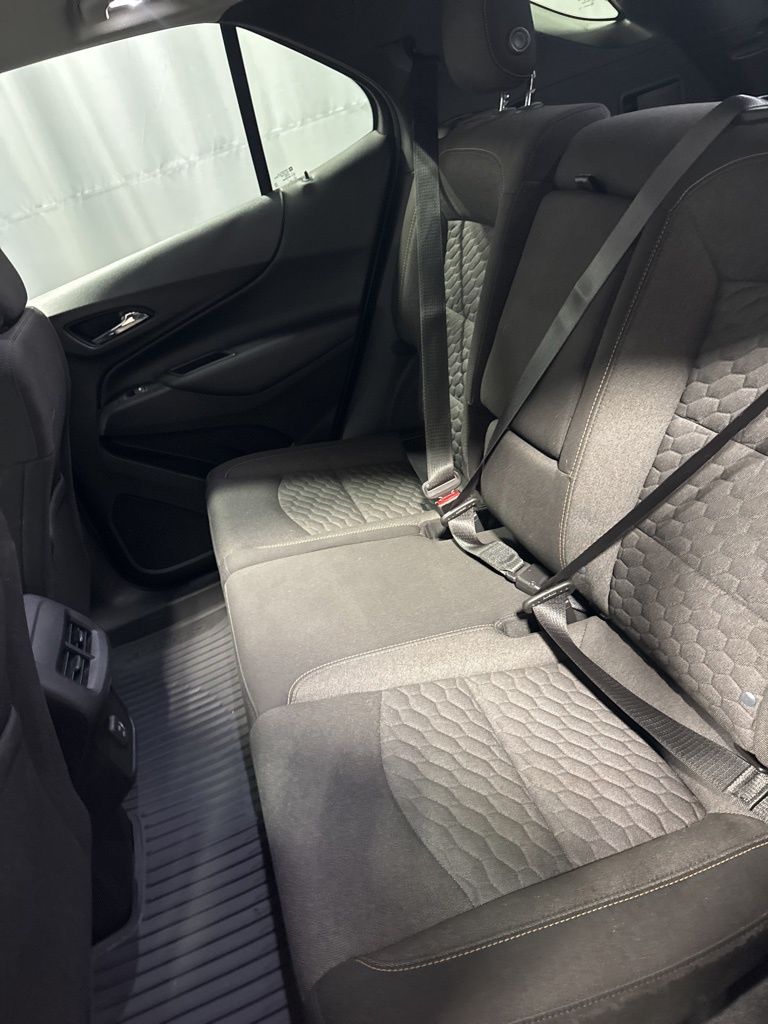 2020 Chevrolet Equinox LT Image 12 of 22