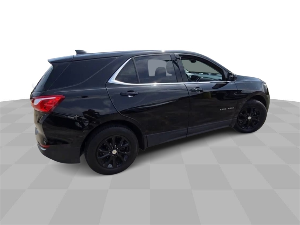 Vehicle image 3 of 32