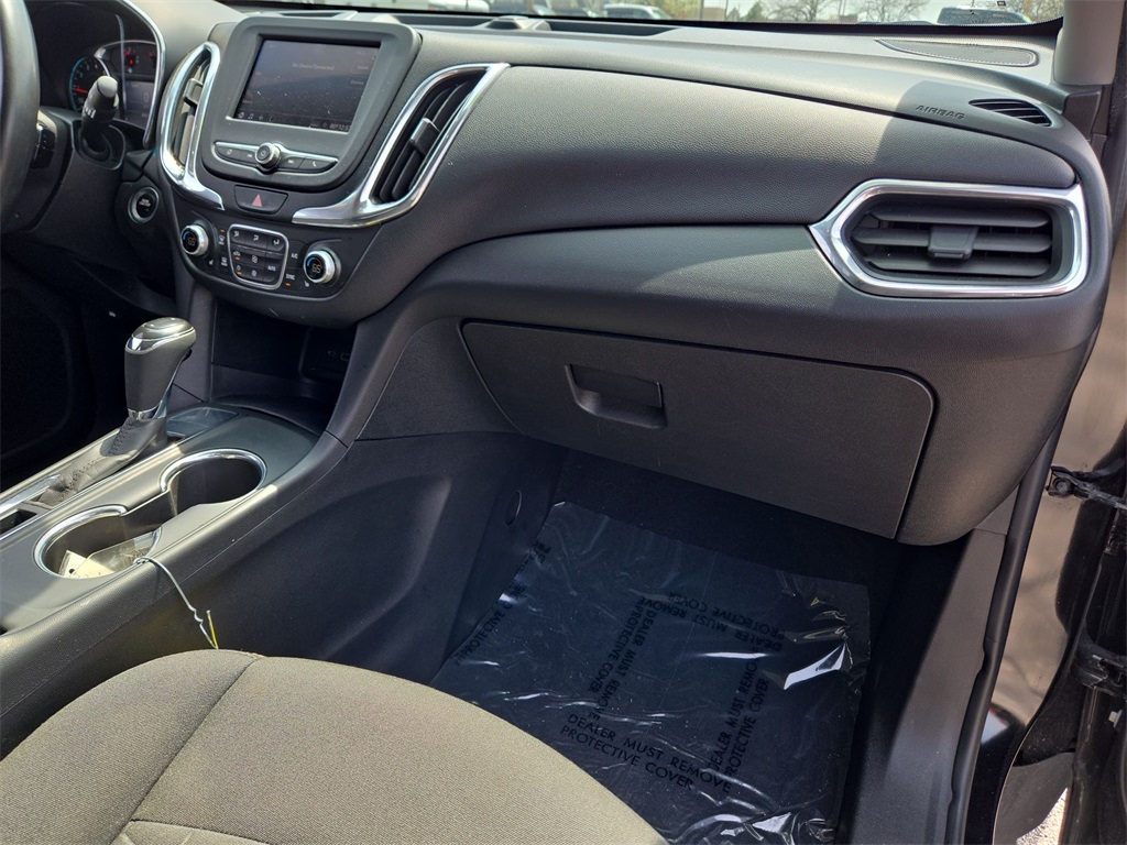 Vehicle image 27 of 32