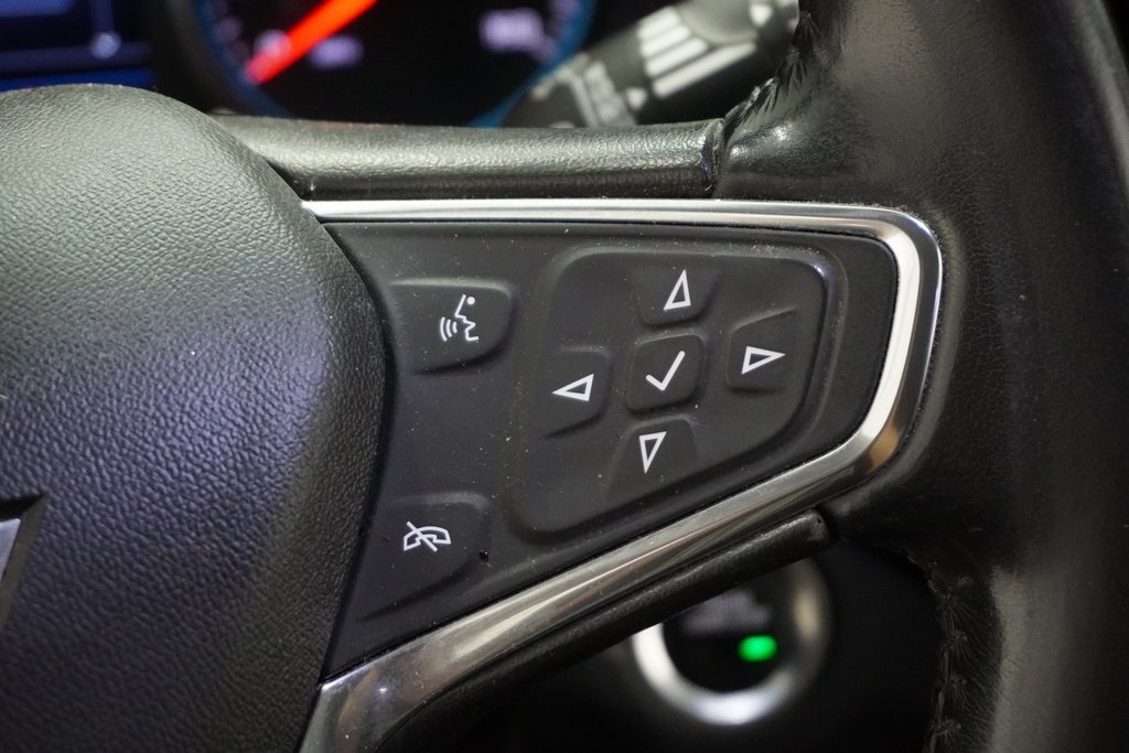 Vehicle image 22 of 34