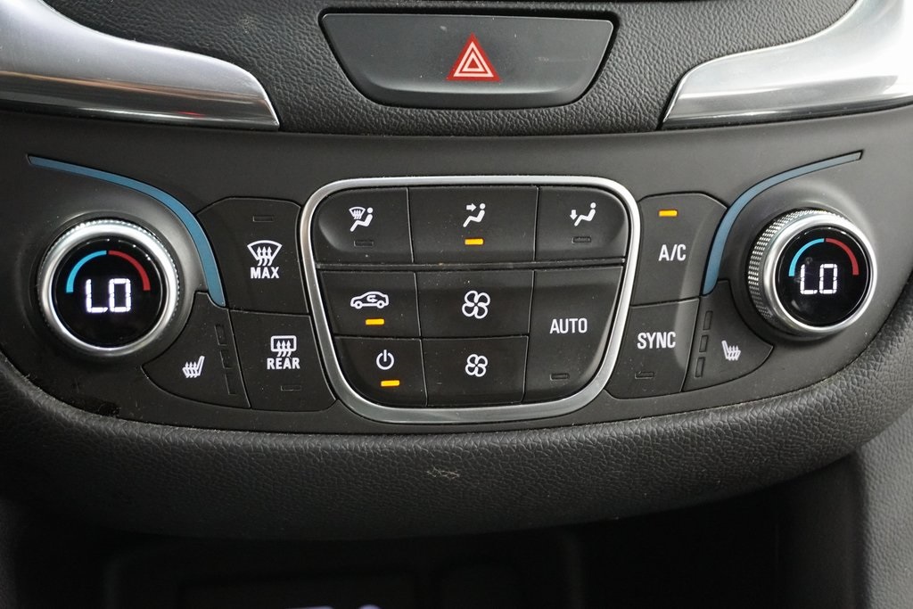 Vehicle image 27 of 34