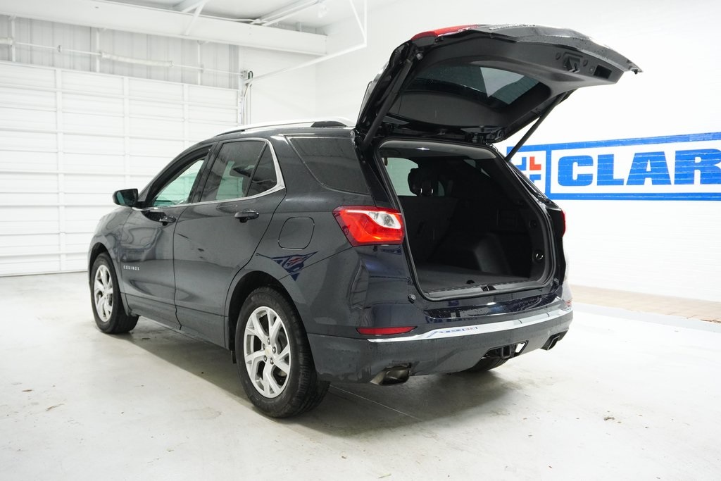 Vehicle image 5 of 34