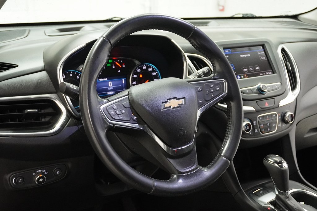 Vehicle image 19 of 34