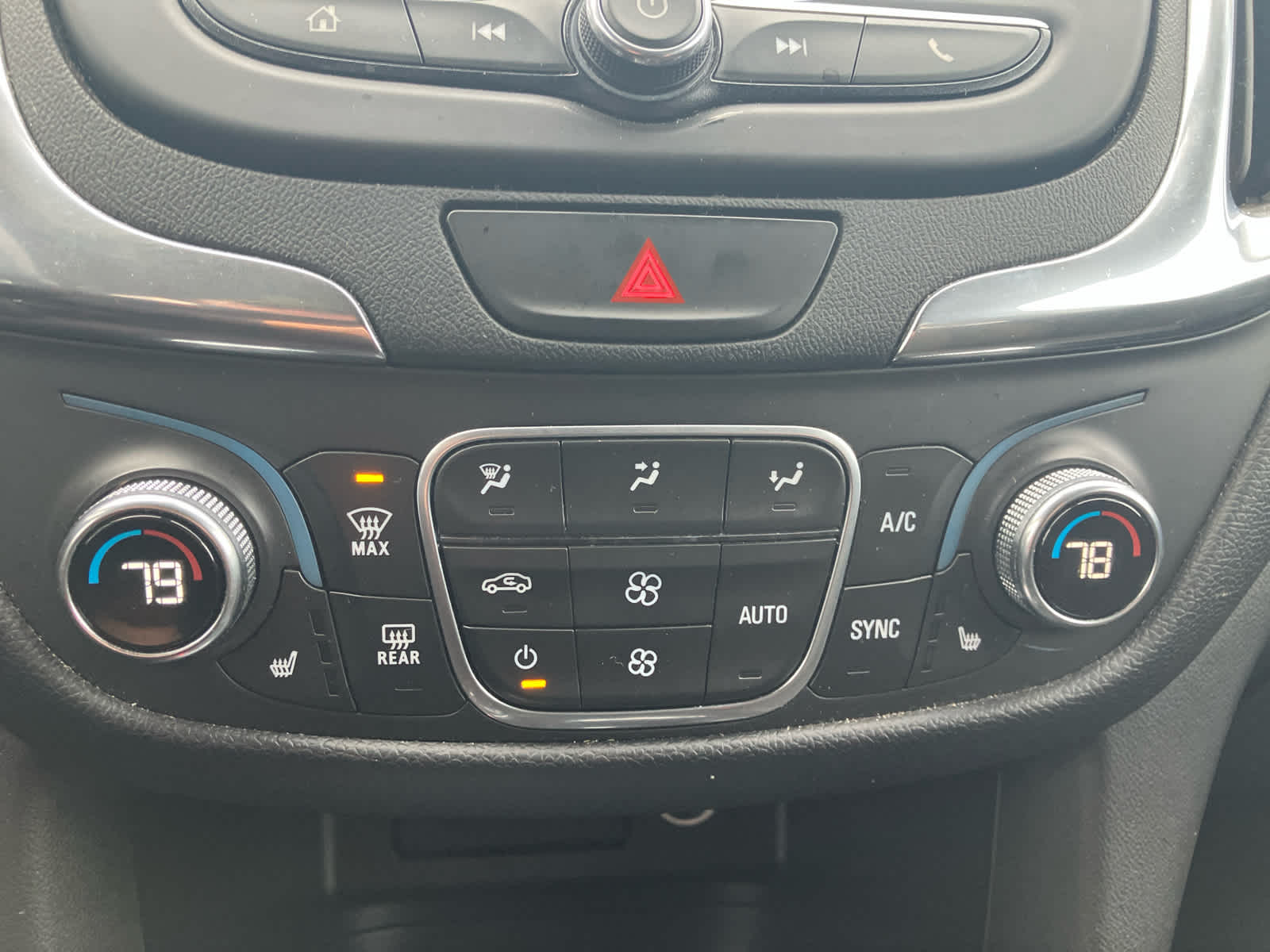 2020 Chevrolet Equinox LT Image 35 of 36