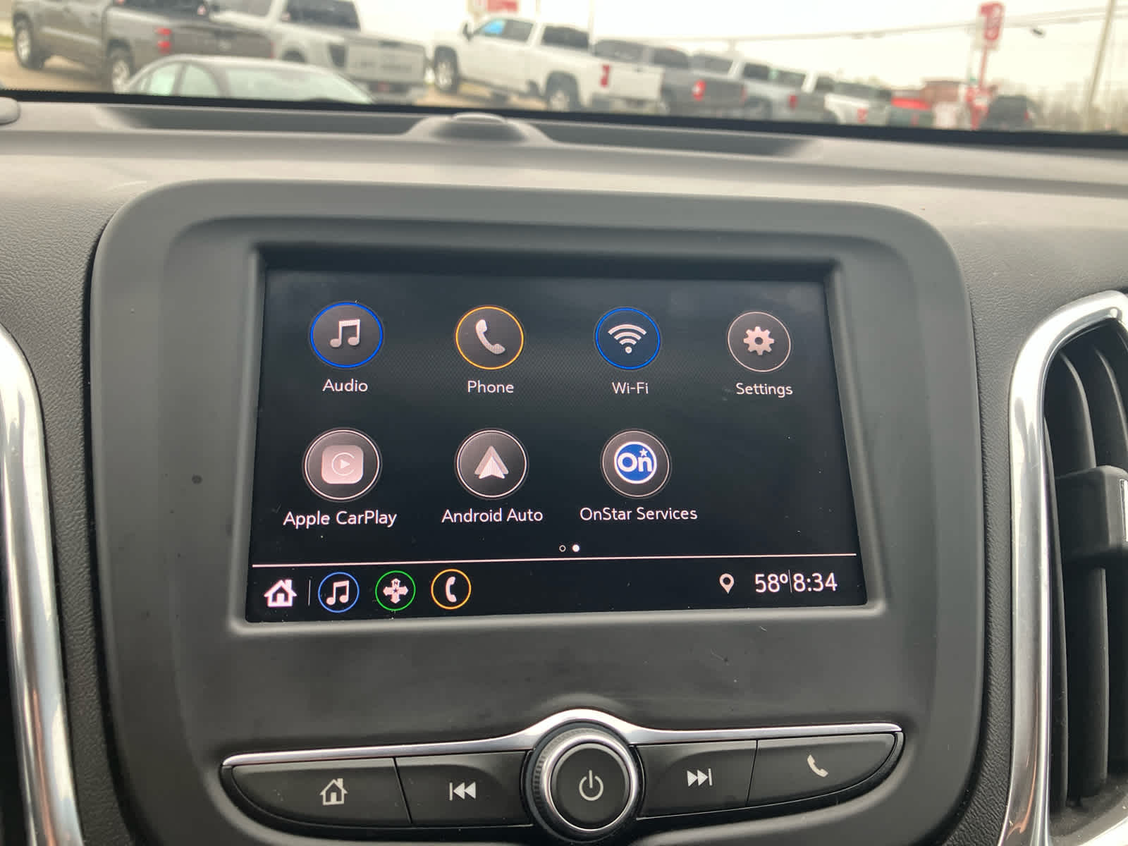 2020 Chevrolet Equinox LT Image 16 of 36