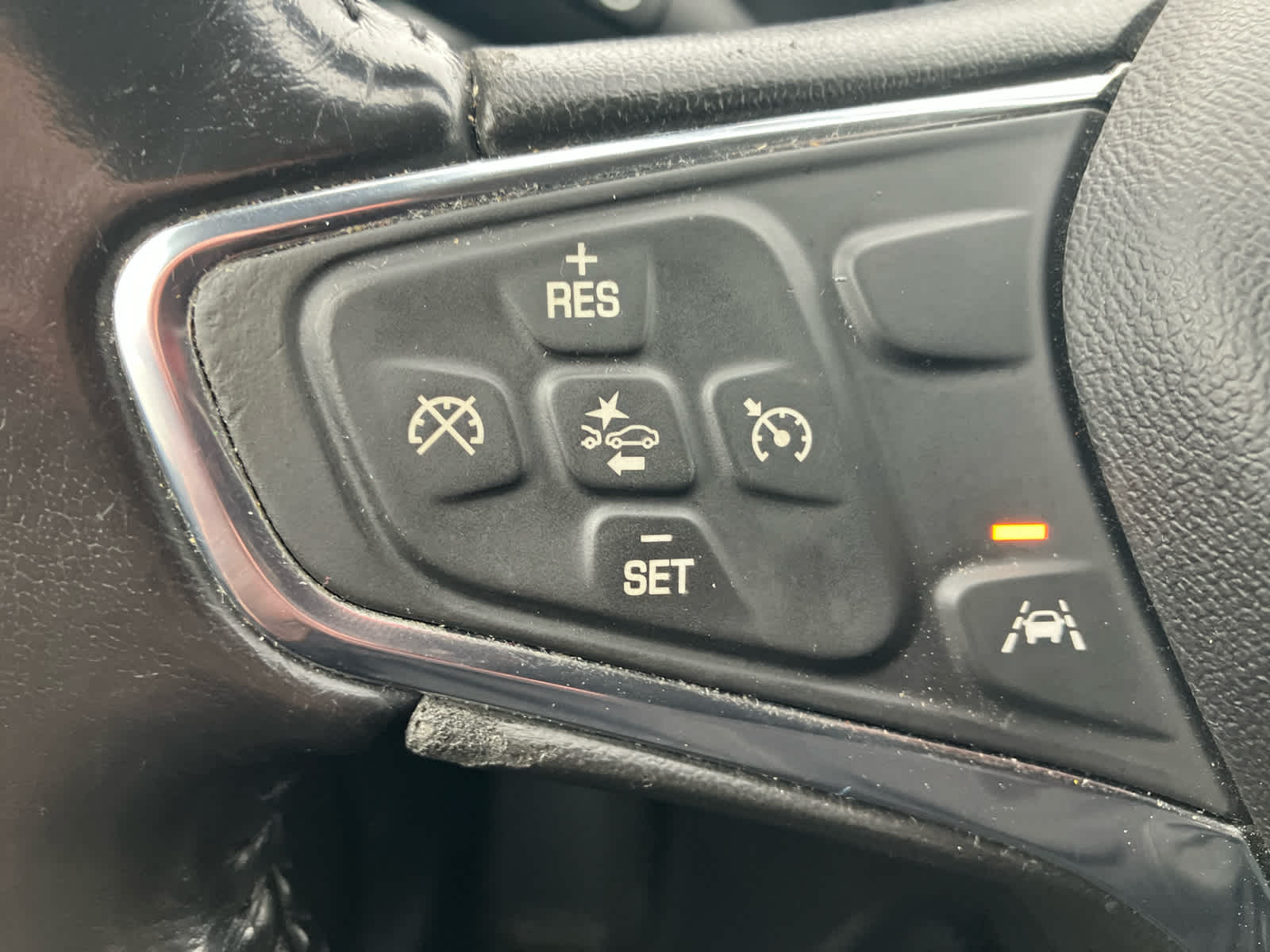 2020 Chevrolet Equinox LT Image 23 of 36